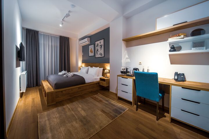 Room 10 of 57