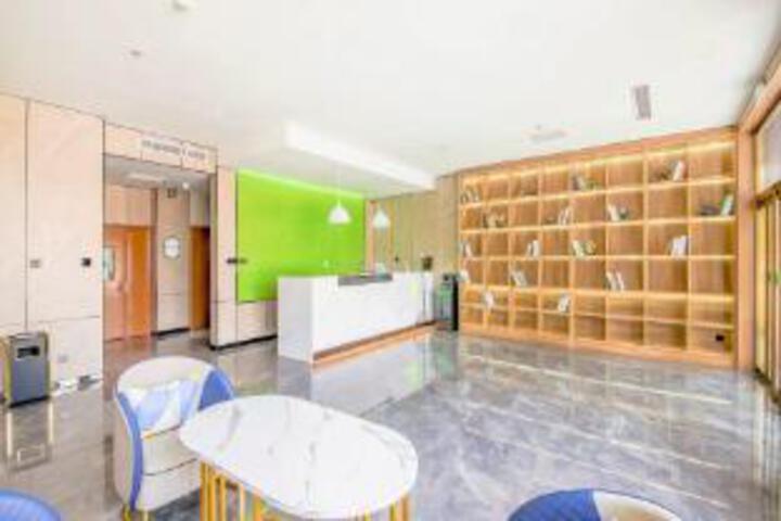 99 Preferred Hotels (Dingxing Gucheng Branch)