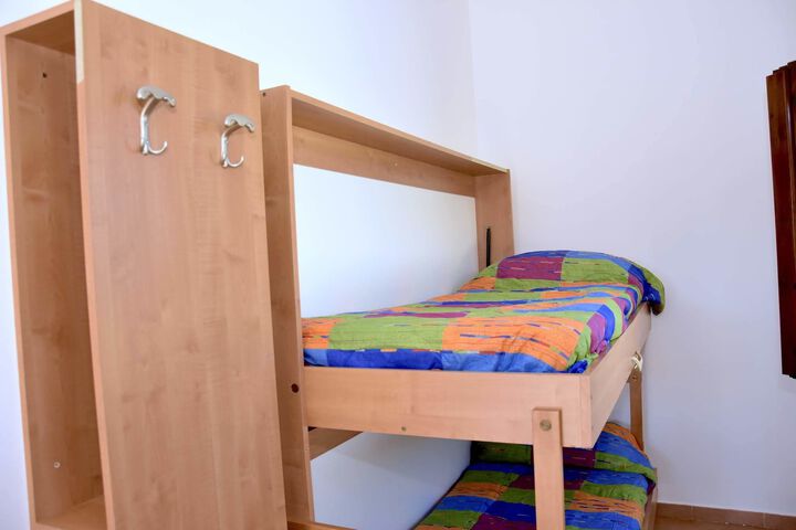 Room 10 of 14