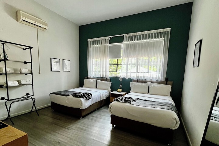 Room 19 of 53