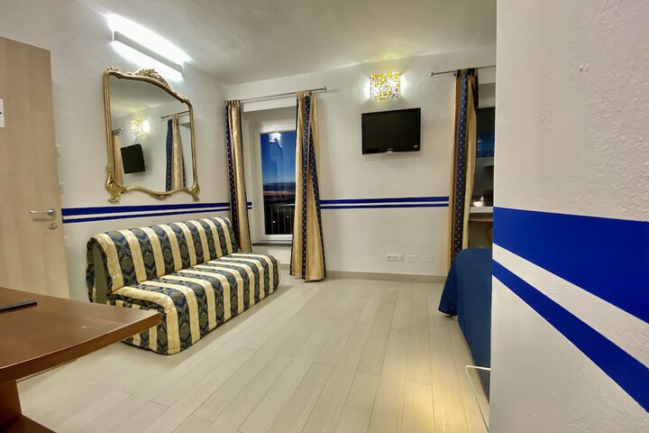 Room 87 of 190