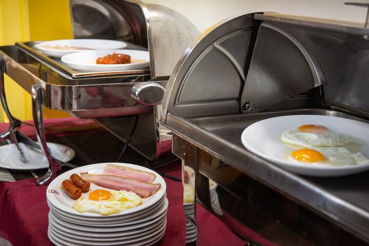 Breakfast area