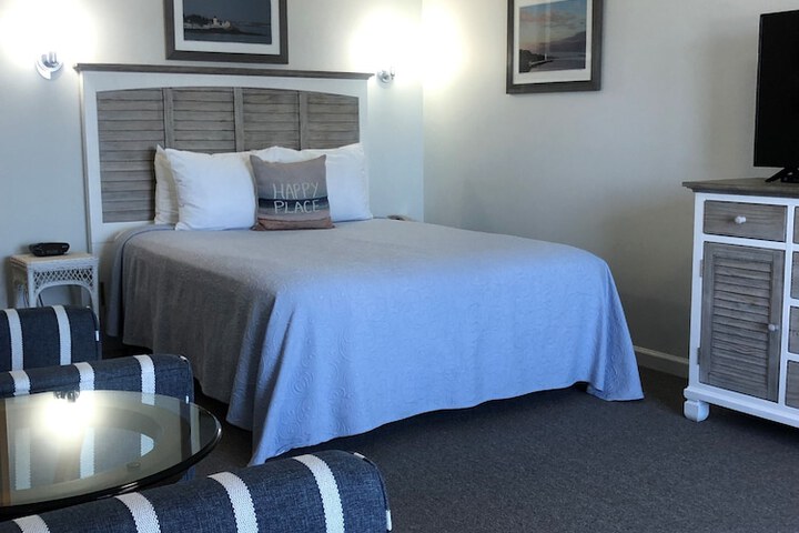 Room 4 of 53