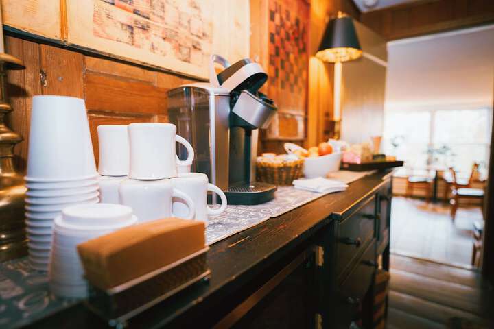 Breakfast/Coffee Service 45 of 73