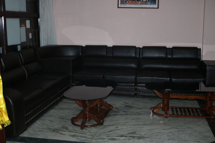 Guest Lobby