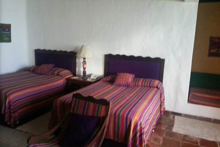 Room 13 of 42