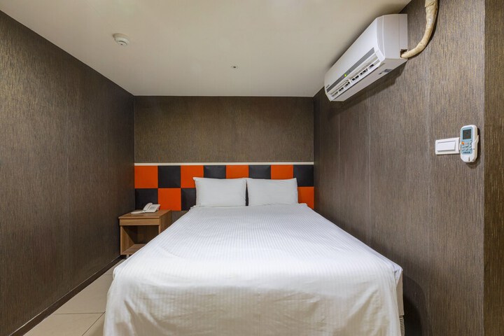 Room 36 of 81