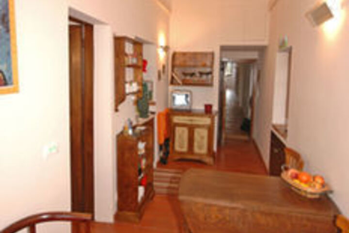 Room 16 of 25