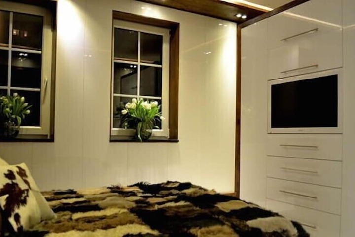 Room 18 of 55