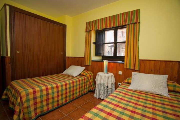 Room 15 of 23