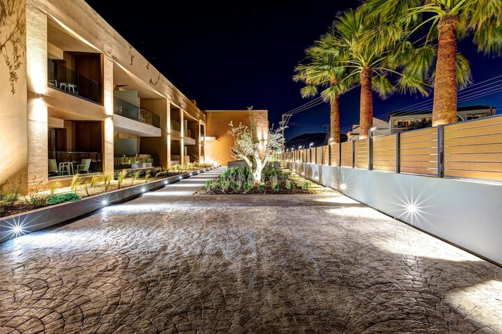 Hotel 62 of 67