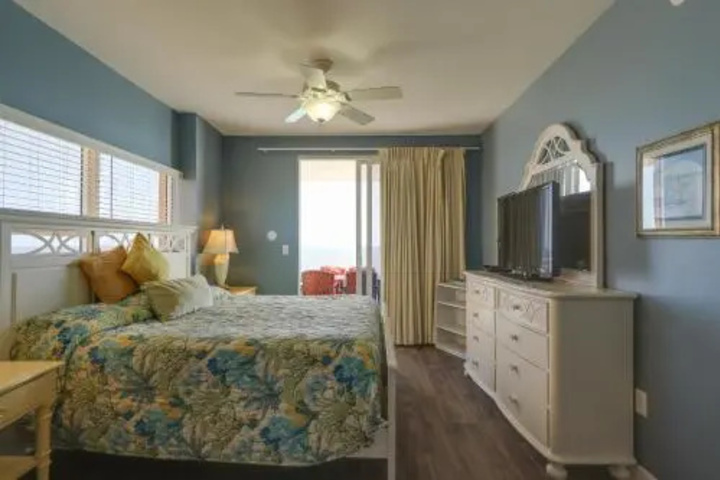 Room 2 of 22