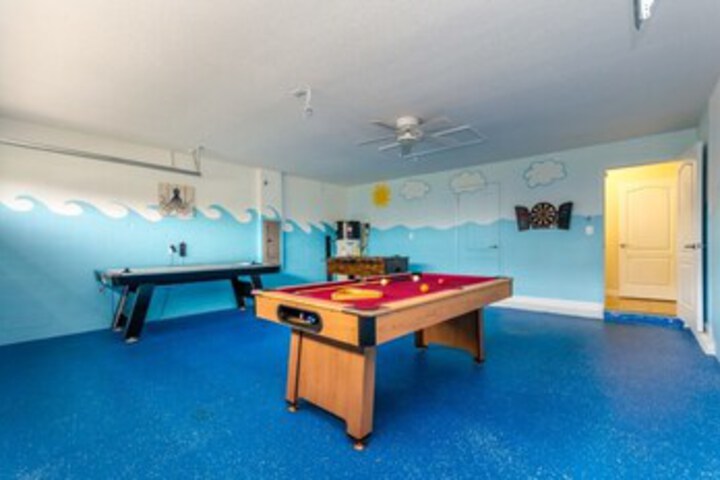 Room 7 of 25