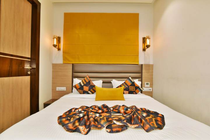 Room 3 of 51