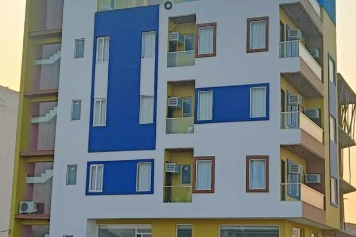 OM HOTEL