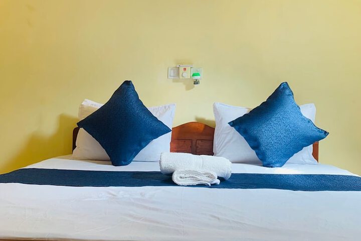 Room 5 of 36