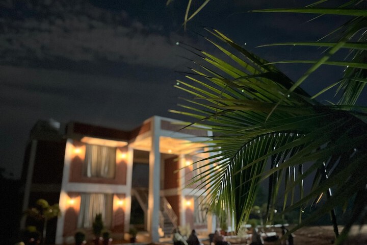 Hotel 64 of 72