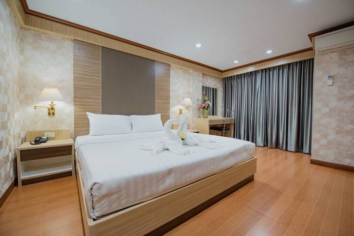The Airport Hotel