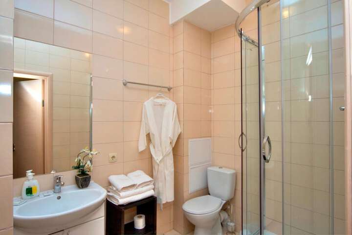 Clean Restrooms