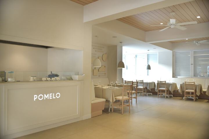 Dining Photos