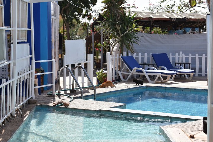 Hotel Pool