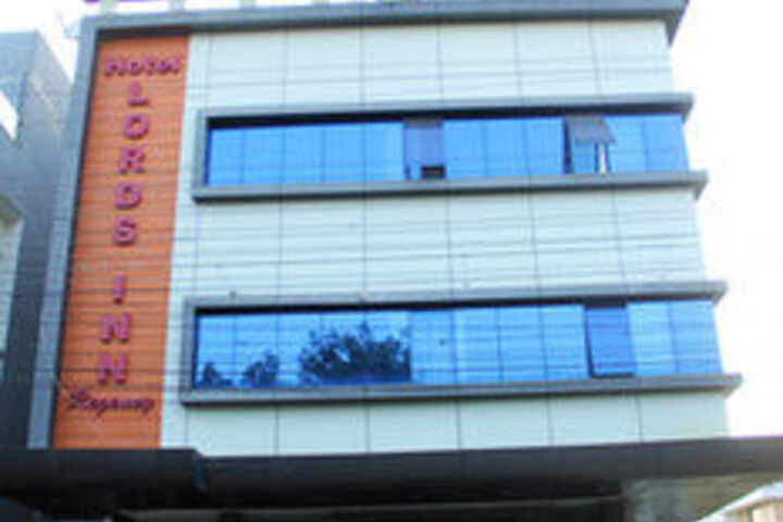 Vista Rooms at Bapu Gandhi Nagar
