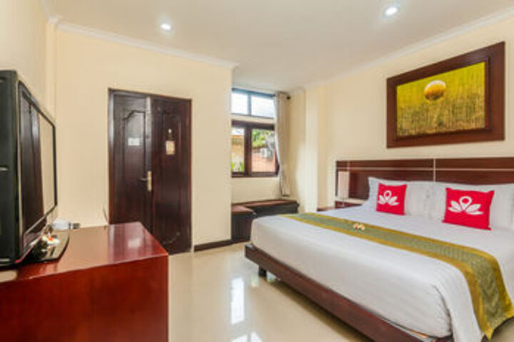 Room 9 of 23