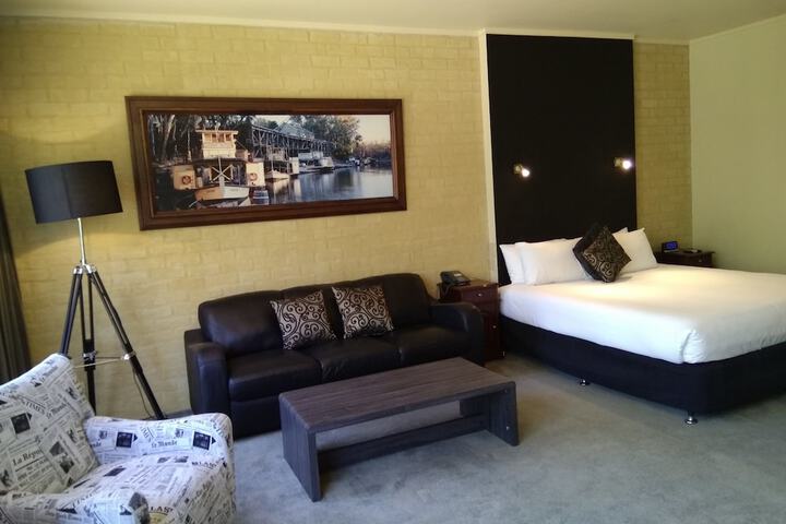Room 18 of 45