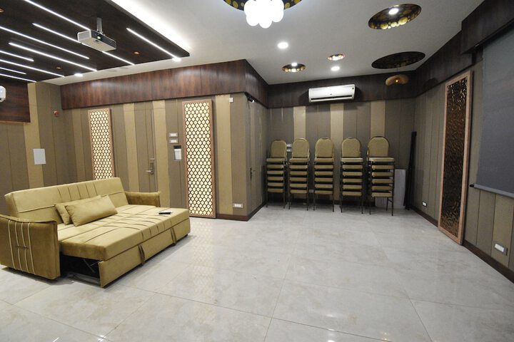Room 56 of 136