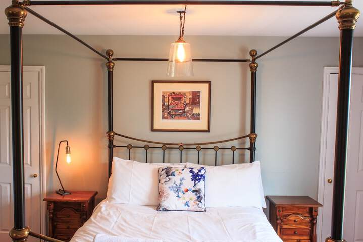 Room 7 of 20