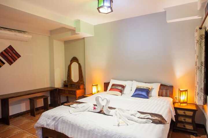 Room 4 of 62