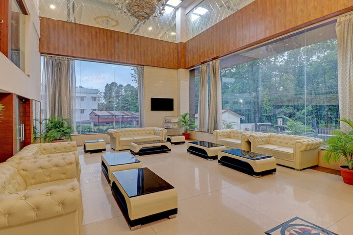 Hotel Interior 18 of 65