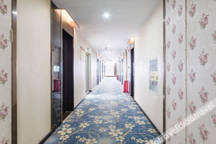 Hotel Interior 8 of 15