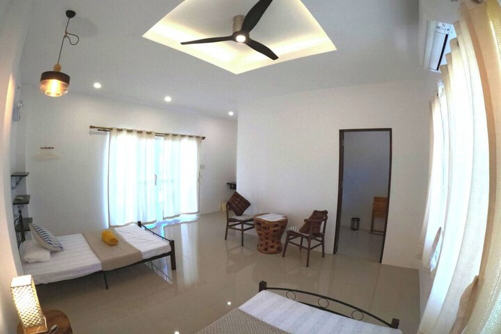 Room 15 of 74