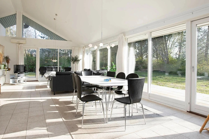 Terrace/Patio 6 of 15