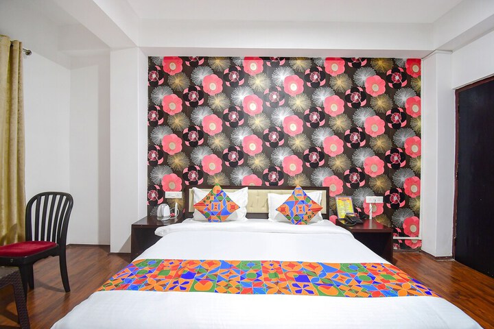 Room 33 of 42