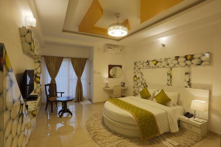 Room 7 of 21