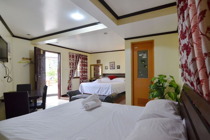 Room 20 of 63