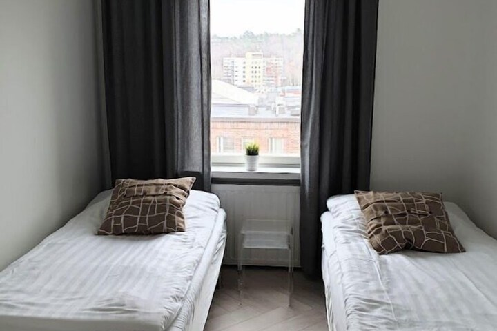 Room 8 of 69