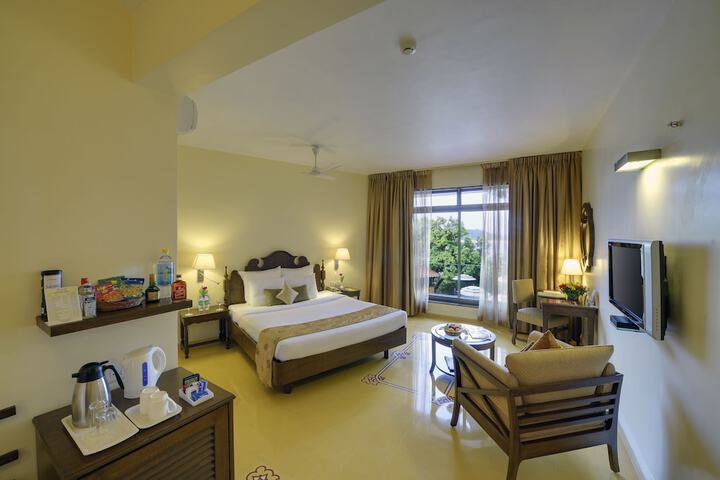 Room 25 of 57