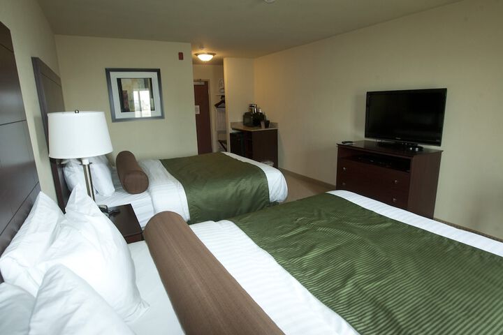 Room 16 of 38