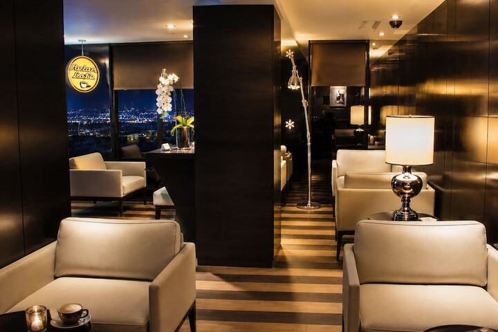 Guest Lobby