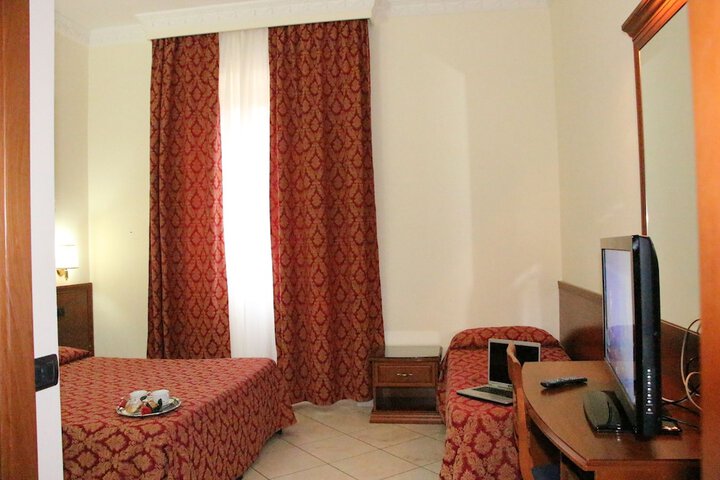 Hotel 32 of 46