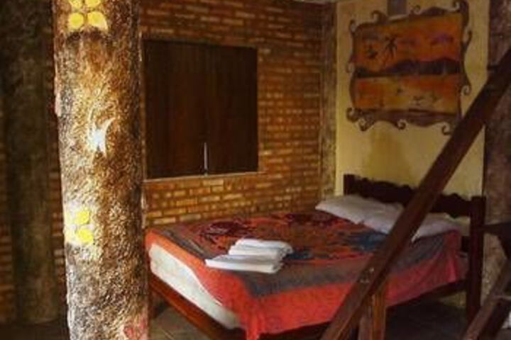 Room 10 of 25