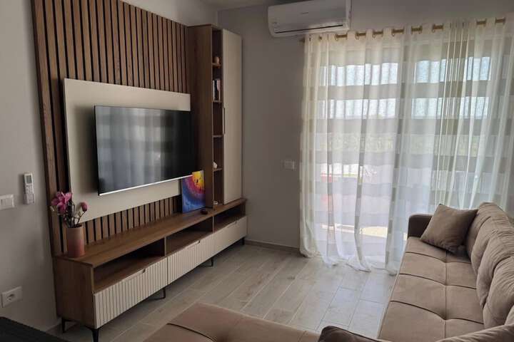 Room 38 of 65