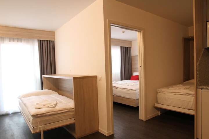 Room 18 of 53