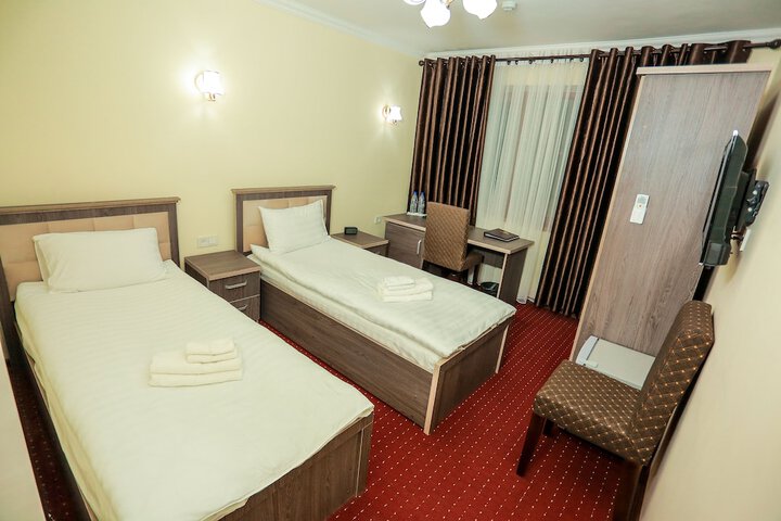 Room 7 of 31