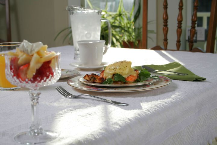Breakfast/Coffee Service 26 of 39
