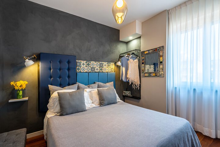 Room 3 of 41