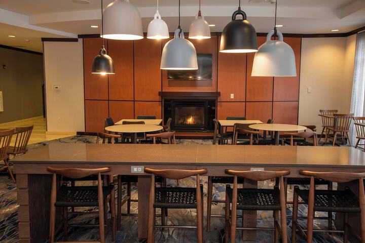 Breakfast/Coffee Service 14 of 19